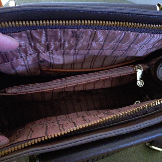 新品同様 ハンドバック ショルダー ブラウン 茶色 翌日発送 匿名配送 送料無料 レディース  < 女性ファッション  新品同様 ハンドバック ショルダー ブラウン 茶色 翌日発送 匿名配送 送料無料 レディース  < 女性ファッションの