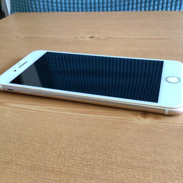 送料無料 ジャンク iPhone7plus 32GB シャンパンゴールド < 家電/AV 送料無料 ジャンク iPhone7plus 32GB シャンパンゴールド < 家電/AVの