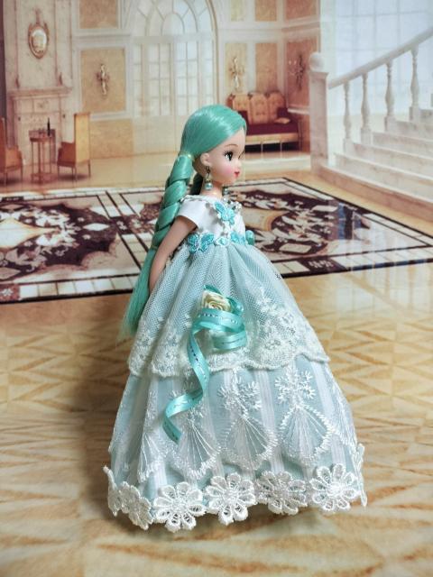 ジェニーFriendきらちゃん本体&アウトフィットセット < おもちゃ ジェニーFriendきらちゃん本体&アウトフィットセット < おもちゃの