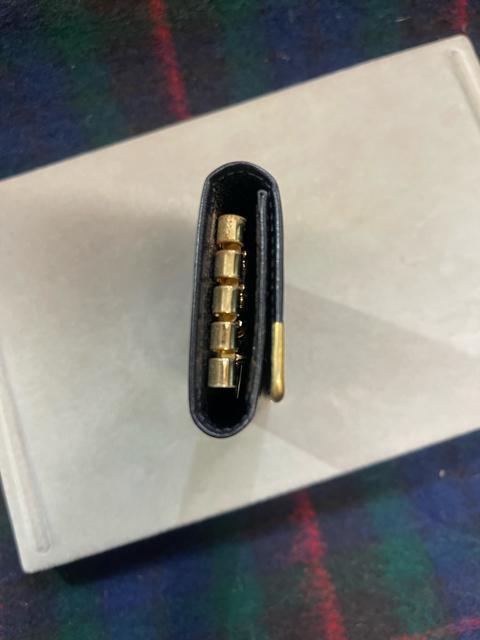 �y�V�i�E�^�O�t���zGIANNI VALENTINO �L�[�P�[�X �{�v �u���b�N �S�[���h���� �� �j���t�@�b�V������ 