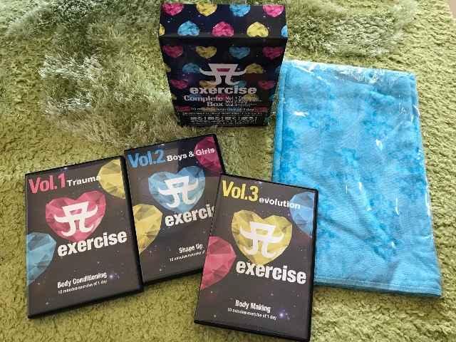 値下げ!浜崎あゆみエクササイズDVDセット 特典フェスタオル付き! < タレントグッズ  値下げ!浜崎あゆみエクササイズDVDセット 特典フェスタオル付き!  < タレントグッズの