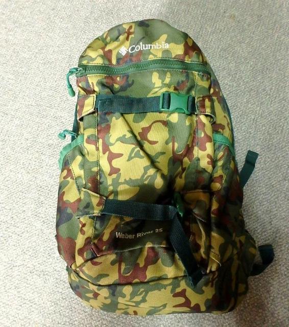 ◆Columbia コロンビア リュックサック 迷彩 中古美品 < 男性ファッション  ◆Columbia コロンビア リュックサック 迷彩 中古美品  < 男性ファッションの