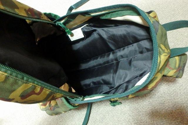 ◆Columbia コロンビア リュックサック 迷彩 中古美品 < 男性ファッション  ◆Columbia コロンビア リュックサック 迷彩 中古美品 < 男性ファッションの