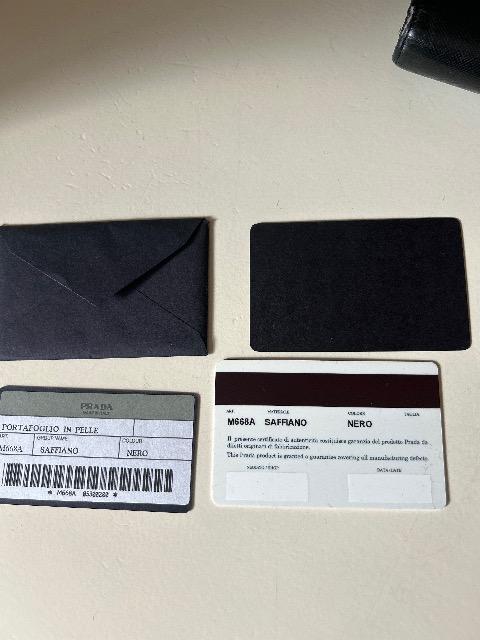 プラダ PRADA 二つ折り財布 黒 送料込み < ブランド プラダ PRADA 二つ折り財布 黒 送料込み < ブランドの