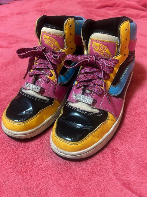 VANS  OFF THE WALL �n�C�J�b�g�X�j�[�J�[�@�}���`�J���[ �G���u�����t���@�@24.0cm  �� �u�����h�� 