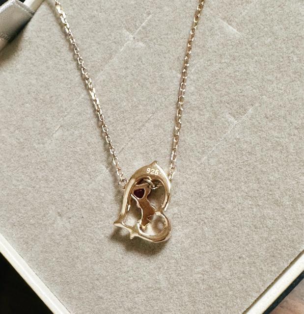 ジュエリーツツミ ルビーネックレス < 女性アクセサリー/時計 ジュエリーツツミ ルビーネックレス < 女性アクセサリー/時計の