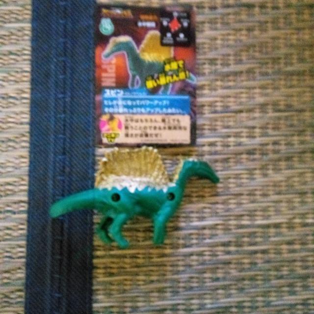 マクドナルド ハッピーセット アニアキングダム スピン(スピノサウルス) < おもちゃ マクドナルド ハッピーセット アニアキングダム スピン(スピノサウルス) < おもちゃの