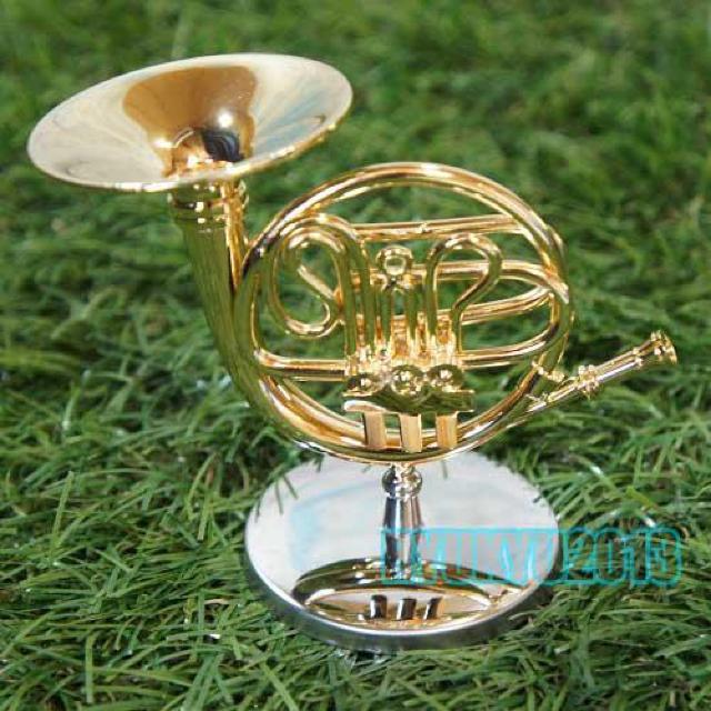 新品【ミニ楽器オブジェ】ホルン -スタンド付- < インテリア/ライフ  新品【ミニ楽器オブジェ】ホルン -スタンド付-  < インテリア/ライフの