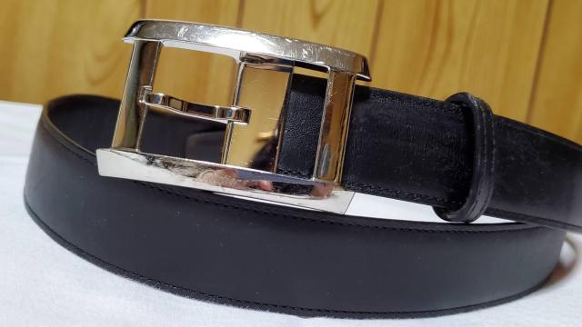 正規 カルティエ アルディロン タンクL シルバーバックル リバーシブルレザー ベルト 黒×茶 < ブランド 正規 カルティエ アルディロン タンクL シルバーバックル リバーシブルレザー ベルト 黒×茶 < ブランドの