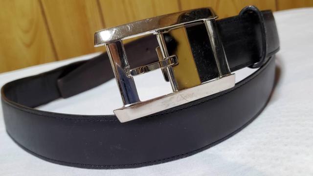 正規 カルティエ アルディロン タンクL シルバーバックル リバーシブルレザー ベルト 黒×茶 < ブランド 正規 カルティエ アルディロン タンクL シルバーバックル リバーシブルレザー ベルト 黒×茶 < ブランドの
