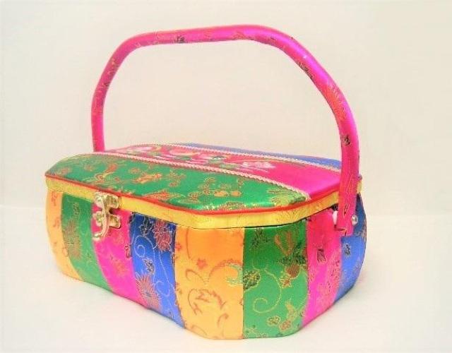 ◎刺繍 ・模様小物入れ/カラフルケース◆ < インテリア/ライフ  ◎刺繍 ・模様小物入れ/カラフルケース◆ < インテリア/ライフの
