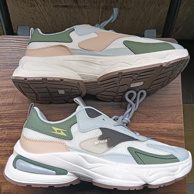 新品 25cm 男女兼用 スニーカー グレー シューズ 靴 メンズ レディース < 男性ファッション  新品 25cm 男女兼用 スニーカー グレー シューズ 靴 メンズ レディース < 男性ファッションの