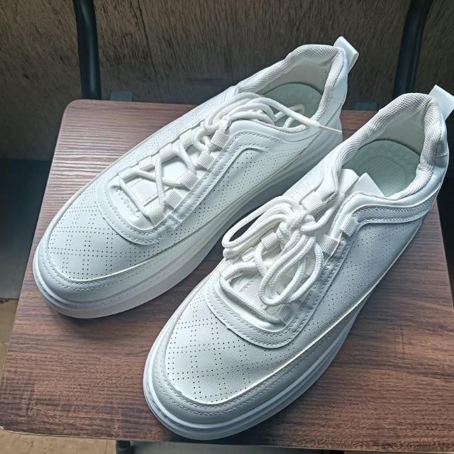 新品 26cm メンズ スニーカー ホワイト シューズ 靴 42 おしゃれ < 男性ファッション  新品 26cm メンズ スニーカー ホワイト シューズ 靴 42 おしゃれ  < 男性ファッションの