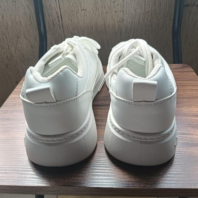 新品 26cm メンズ スニーカー ホワイト シューズ 靴 42 おしゃれ < 男性ファッション  新品 26cm メンズ スニーカー ホワイト シューズ 靴 42 おしゃれ < 男性ファッションの