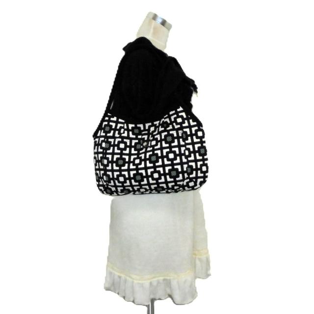 【マチなしグラニーバッグ】◆北欧◆モダン黒キューブ×白地 < 女性ファッション 【マチなしグラニーバッグ】◆北欧◆モダン黒キューブ×白地 < 女性ファッションの