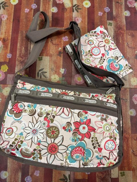 感謝を込めて★LeSportsacショルダー・ポーチ★ロペピクニックワンピ・studio clipニットベスト★1000円スタート < ブランド 感謝を込めて★LeSportsacショルダー・ポーチ★ロペピクニックワンピ・studio clipニットベスト★1000円スタート < ブランドの