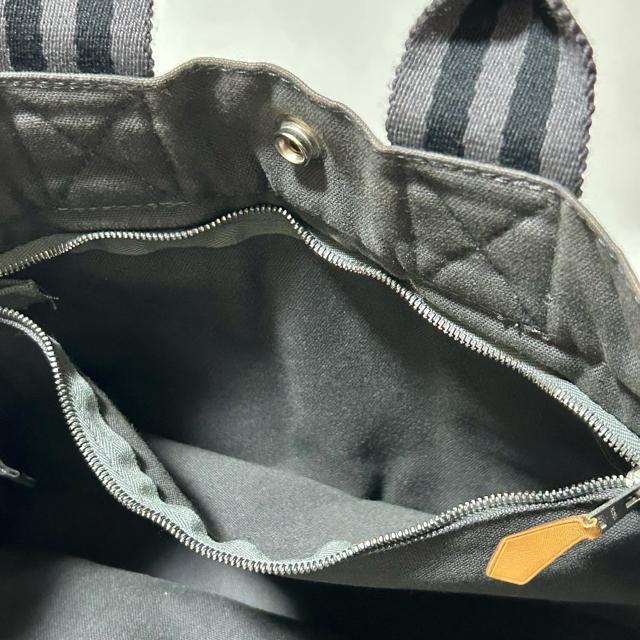 HERMES �t�[���g�D Fourre-Tout �g�[�g�o�b�O PM �O���[ �� �u�����h�� 