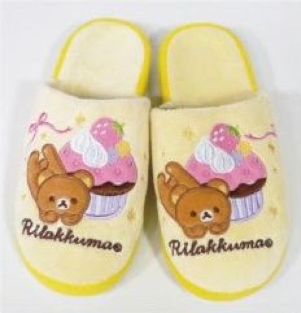 《New》リラックマ★ふわふわ*刺繍スリッパ(スイーツ)<イエロー> < インテリア/ライフ 《New》リラックマ★ふわふわ*刺繍スリッパ(スイーツ)<イエロー> < インテリア/ライフの