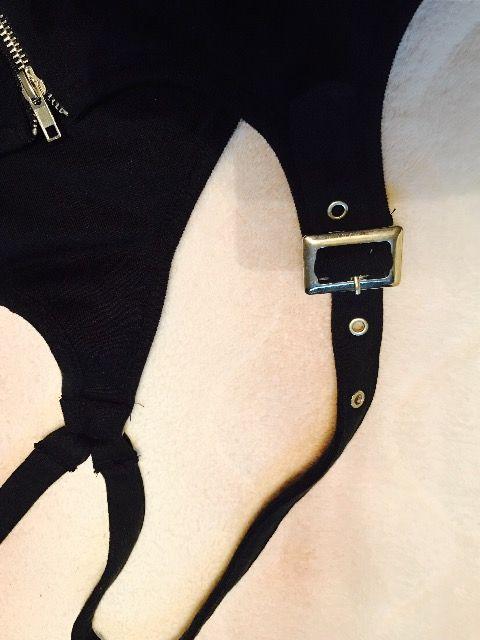 黒サロペットスタッズフリフリ < 女性ファッション 黒サロペットスタッズフリフリ < 女性ファッションの