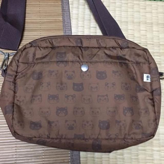 フェリシモ猫部・猫フェイスポケット付ショルダーバッグ。茶 < ブランド  フェリシモ猫部・猫フェイスポケット付ショルダーバッグ。茶 < ブランドの