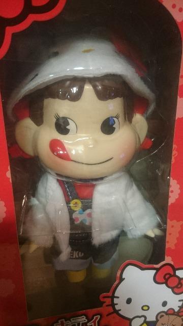 開封 不二家ペコちゃん×ハローキティ40周年コラボ 人形 2014 < アニメ/コミック/キャラクター 開封 不二家ペコちゃん×ハローキティ40周年コラボ 人形 2014 < アニメ/コミック/キャラクターの