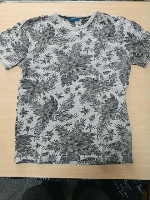 総柄Tシャツ★Mサイズ < 男性ファッション  総柄Tシャツ★Mサイズ  < 男性ファッションの