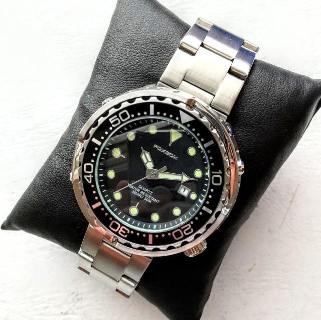 FOXBOX@rv@DIVER TYPE watch@ciʁ@WATER RESISTANTO 50l@ Oa SW~   jANZT[/v 