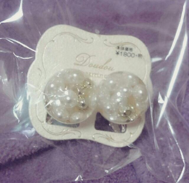 新品未使用 激かわ イヤリング < 女性アクセサリー/時計  新品未使用 激かわ イヤリング  < 女性アクセサリー/時計の