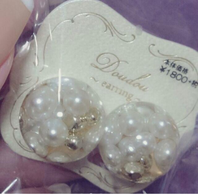 新品未使用 激かわ イヤリング < 女性アクセサリー/時計  新品未使用 激かわ イヤリング < 女性アクセサリー/時計の