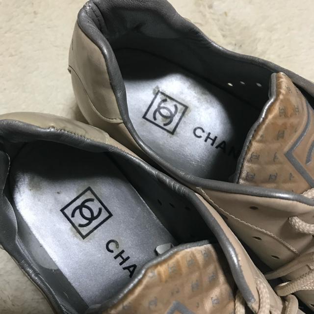 激レア 正規品 ヴィンテージ シャネル レザースニーカー ピンクベージュ 37 < ブランド  激レア 正規品 ヴィンテージ シャネル レザースニーカー ピンクベージュ 37 < ブランドの