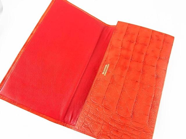 ɔWILDCROCO EMBOSSMENT z ʒP[XNb`obNɂ @O\K}RCP[Xt