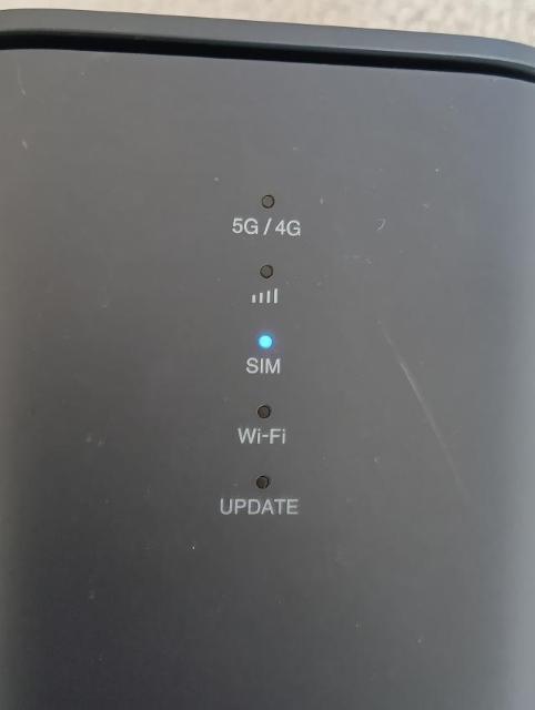  Docomo @ wifi[^[@ z[[^[  ER02   home TGv  PC{/Ӌ@ 