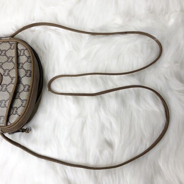 【良品】GUCCI グッチ ショルダーバッグ グッチプラス GGプラス ヴィンテージ < ブランド 【良品】GUCCI グッチ ショルダーバッグ グッチプラス GGプラス ヴィンテージ < ブランドの