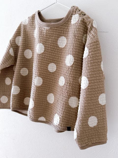 【tete a tete 】ドット柄キルトトレーナー 110cm < キッズ/ベビー 【tete a tete 】ドット柄キルトトレーナー 110cm < キッズ/ベビーの