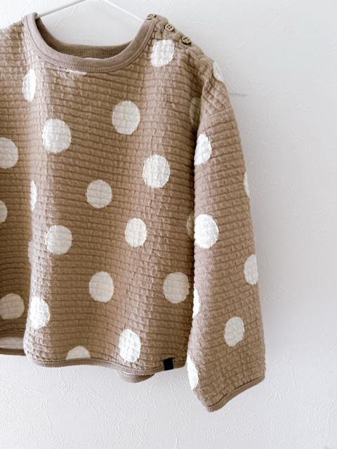 【tete a tete 】ドット柄キルトトレーナー 110cm < キッズ/ベビー 【tete a tete 】ドット柄キルトトレーナー 110cm < キッズ/ベビーの