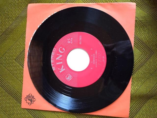 キャンディムーン ザ・ピーナッツEPレコード < CD/DVD/ビデオ キャンディムーン ザ・ピーナッツEPレコード < CD/DVD/ビデオの