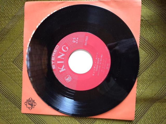 キャンディムーン ザ・ピーナッツEPレコード < CD/DVD/ビデオ キャンディムーン ザ・ピーナッツEPレコード < CD/DVD/ビデオの