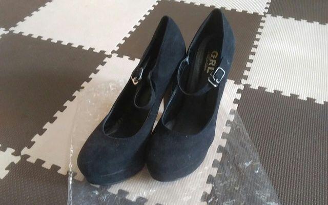 GRL 23.5cm 黒 ヒール14cm 美品 < ブランド  GRL 23.5cm 黒 ヒール14cm 美品  < ブランドの