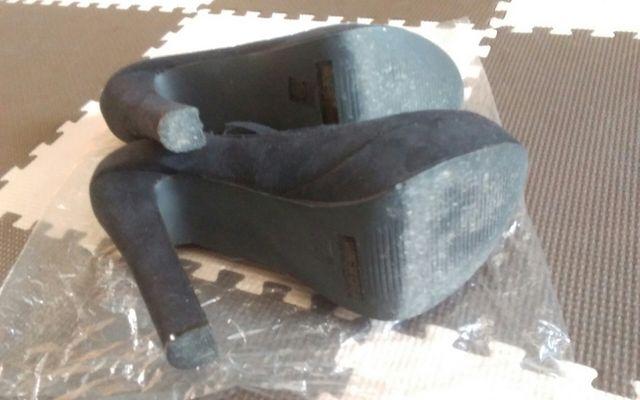 GRL 23.5cm 黒 ヒール14cm 美品 < ブランド  GRL 23.5cm 黒 ヒール14cm 美品 < ブランドの