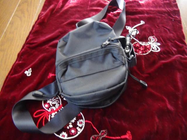 JEANASIS̃V_[obOI  uh 