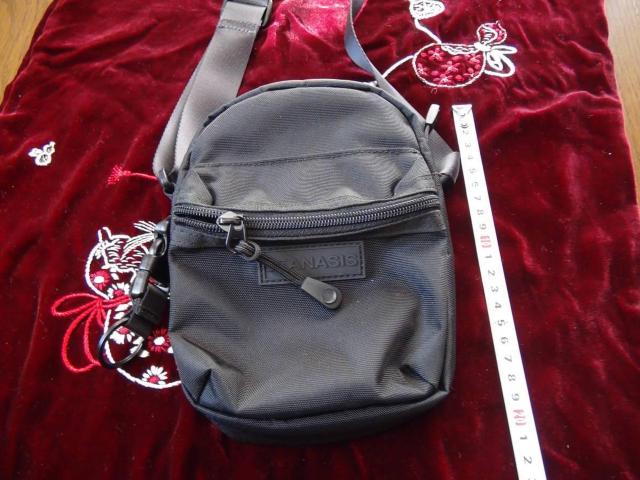 JEANASIS̃V_[obOI  uh 