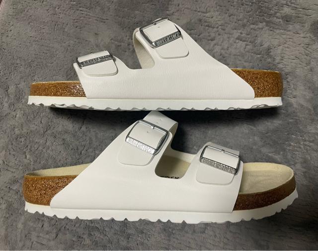 新品 ビルケンシュトック BIRKENSTOCK アリゾナARIZONA メンズ サンダル ホワイト 幅広 レギュラー28.5cm < ブランド  新品 ビルケンシュトック BIRKENSTOCK アリゾナARIZONA メンズ サンダル ホワイト 幅広 レギュラー28.5cm < ブランドの
