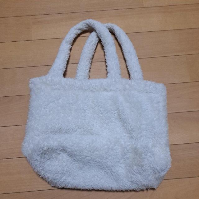 モコモコの鞄 < 女性ファッション  モコモコの鞄  < 女性ファッションの