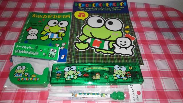 けろけろけろっぴ 文房具 5点 セット Sランク 掘り出し物 レトロ ※ 居抜き品 けろっぴ サンリオ < アニメ/コミック/キャラクター  けろけろけろっぴ 文房具 5点 セット Sランク 掘り出し物 レトロ ※ 居抜き品 けろっぴ サンリオ  < アニメ/コミック/キャラクターの