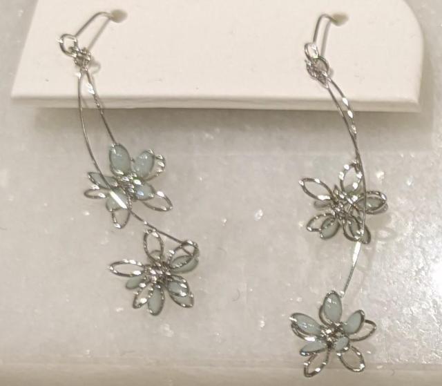 ロングピアス < 女性アクセサリー/時計 ロングピアス < 女性アクセサリー/時計の