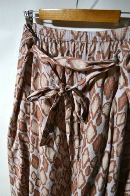 新品 チャイハネ ジャングルスカート ロングスカート ライトブラウン フリーサイズ レディース フレアスカート ギャザースカート < ブランド 新品 チャイハネ ジャングルスカート ロングスカート ライトブラウン フリーサイズ レディース フレアスカート ギャザースカート < ブランドの