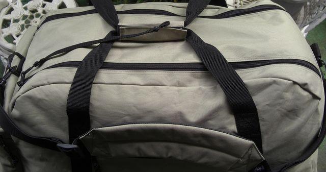 KICKS/���s���A�E�g�h�@�[�X�|�[�c�_�b�t���o�b�O���Ô��i!! �� ���W���[/�X�|�[�c�� 