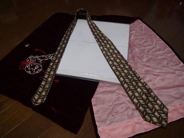 Roberta di Camerinoシルク ネクタイ日本製 !。 < 男性ファッション Roberta di Camerinoシルク ネクタイ日本製 !。 < 男性ファッションの