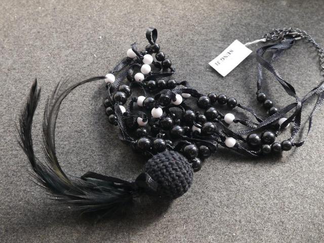 Vi SUNG JI AeB[N hH`[tRlbNX  ANZT[/v 