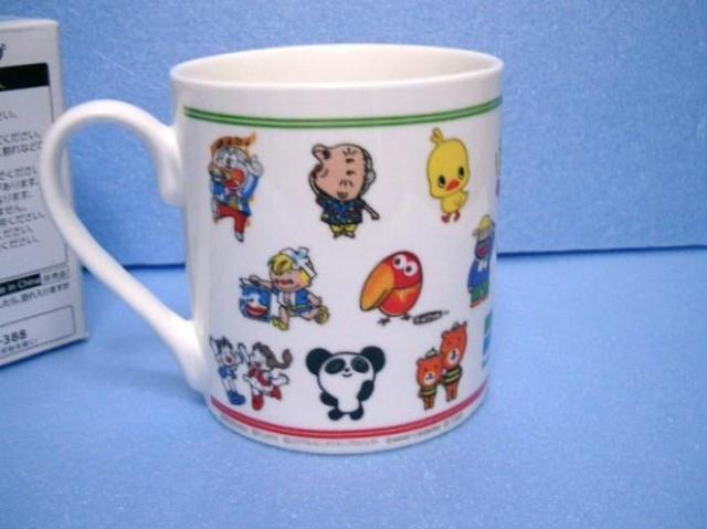 ◎ファミマ・サークルK・サンクス統合記念<キャラクター大集合マグカップ > < ホビー  ◎ファミマ・サークルK・サンクス統合記念<キャラクター大集合マグカップ > < ホビーの